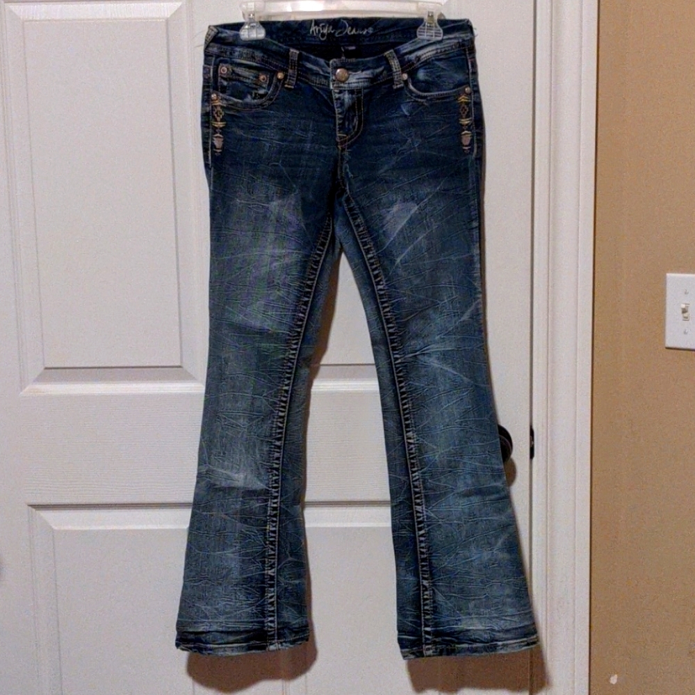 Ariya jeans